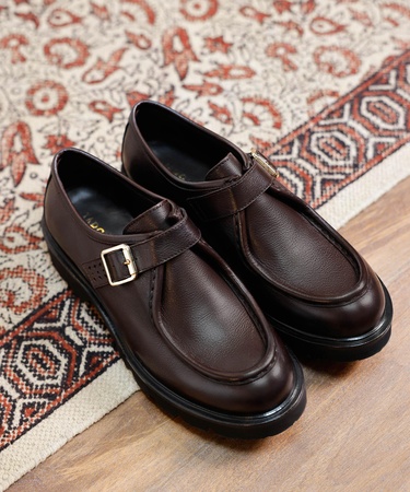  YARGICI Toka Detaylı Deri Düz Ayakkabı