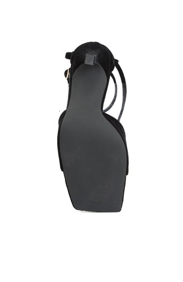  Divarese Kadın Siyah Bantlı Topuklu Sandalet