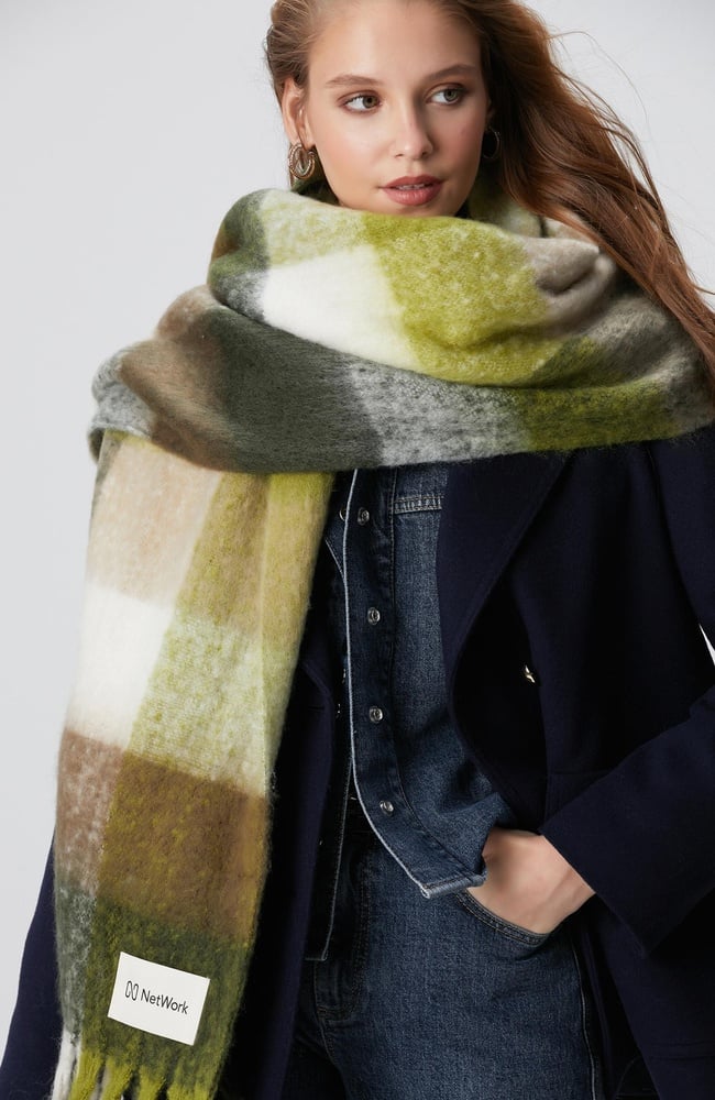  Network Kadın Yeşil Atkı