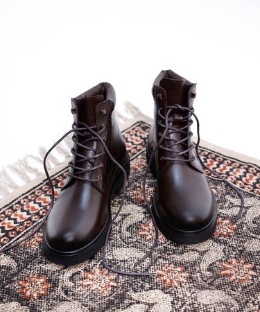  YARGICI Bağcıklı Deri Bot