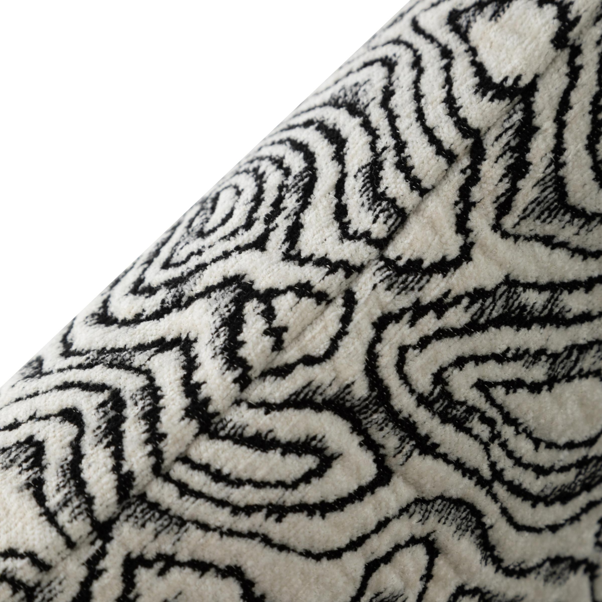 NELLY KIRLENT EKRU SİYAH 45X45