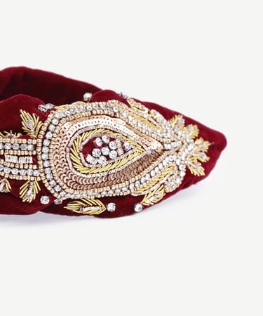  YARGICI Boncuk Detaylı Kadife Taç