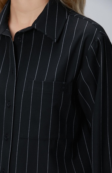  Network Kadın Siyah Çizgi Desenli Nakış Detaylı Gömlek