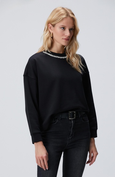  Network Kadın Siyah Yakası Taş İşlemeli Sweatshirt