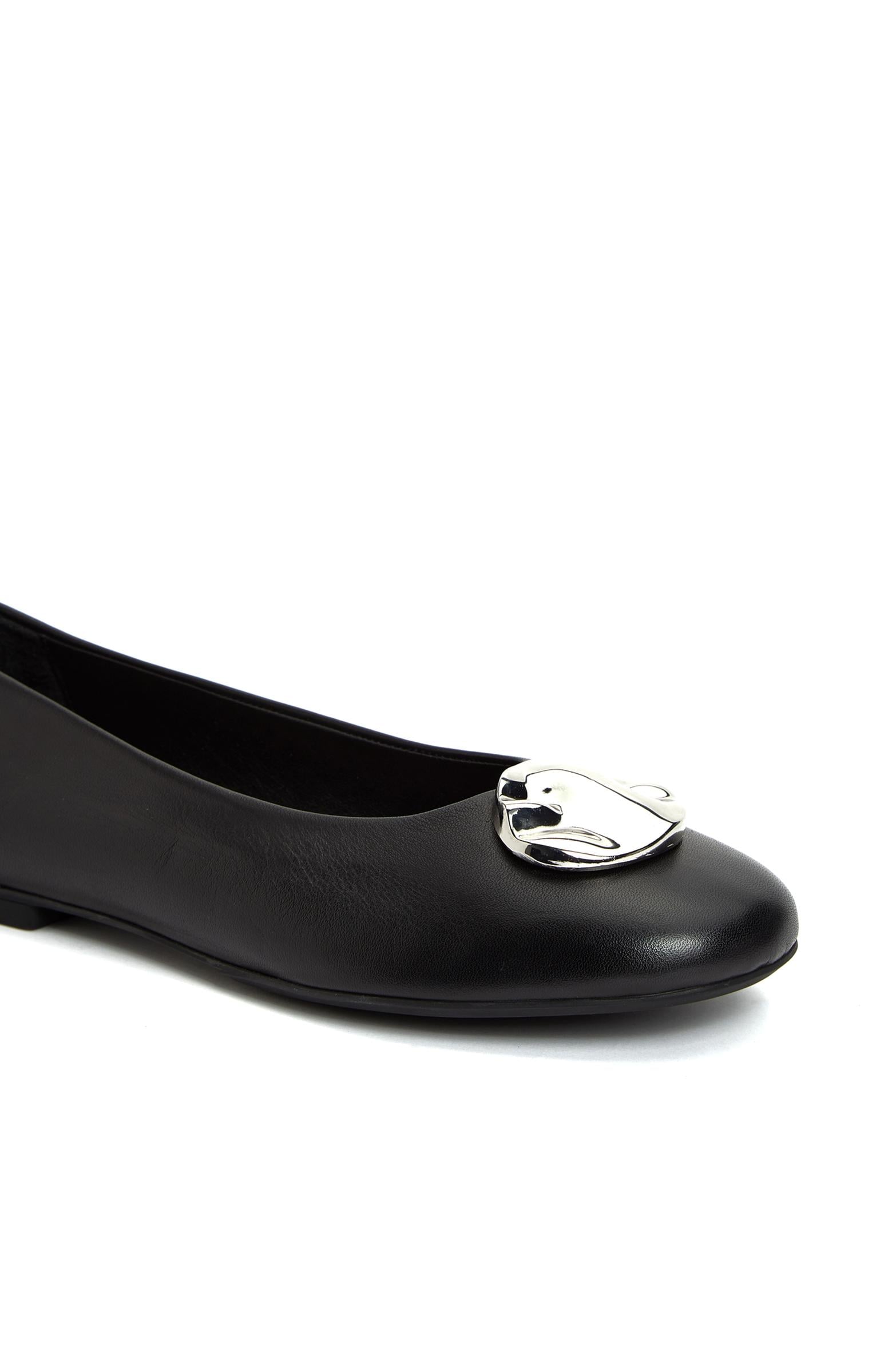 Divarese Kadın Siyah Toka Detaylı Deri Babet