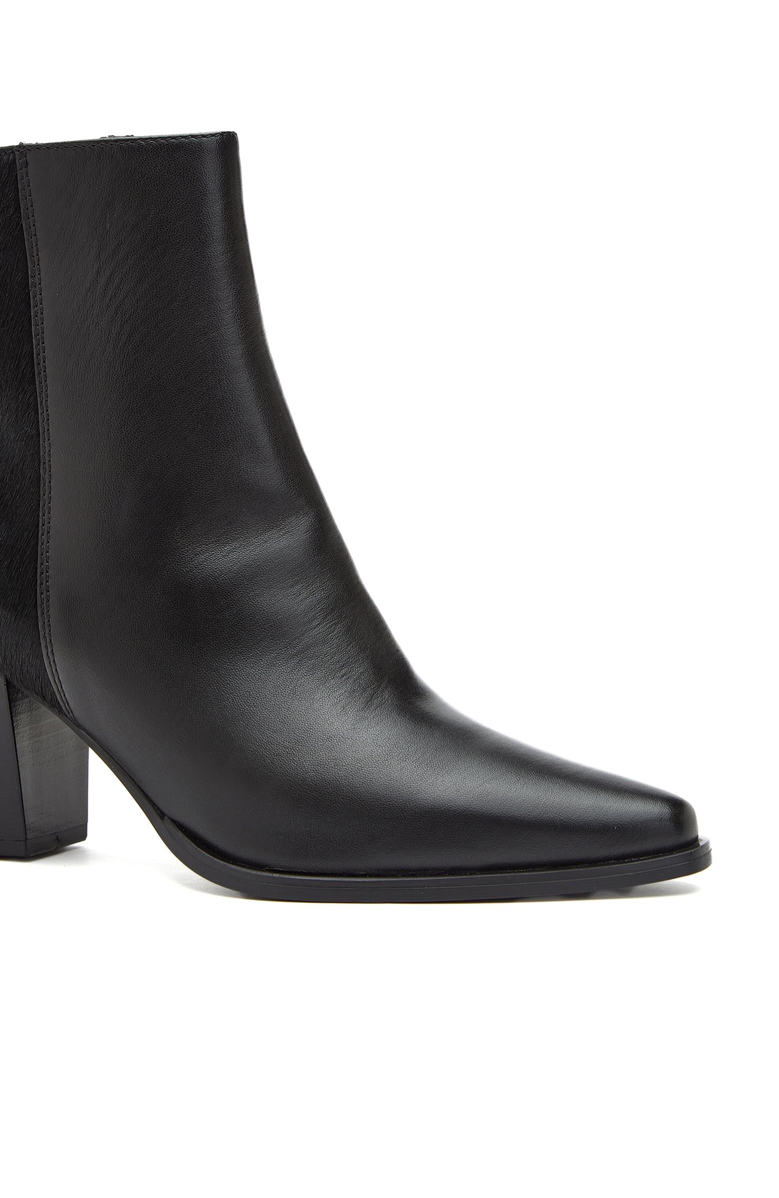 Divarese Kadın Siyah Tay Tüyü Detaylı Western Deri Bot