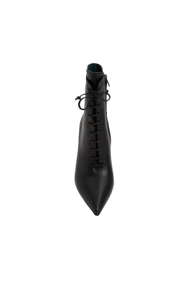  George Hogg Kadın Siyah Bağcıklı Topuklu Deri Bot