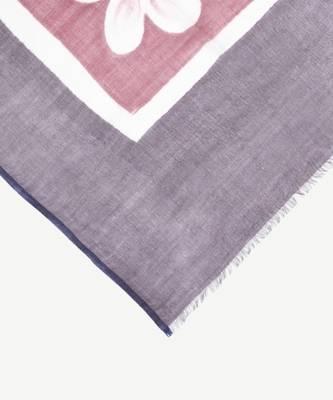  YARGICI El Boyaması Ve Tensel Karışımlı Yün Şal