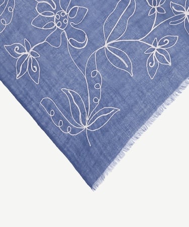  YARGICI Çiçek Nakışlı Yün Şal