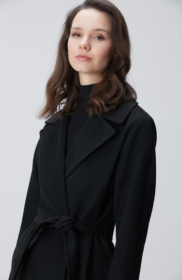  Network Kadın Siyah Geniş Yakalı Manto