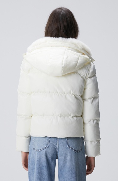  Network Kadın Kırık Beyaz Kapüşonlu Kapitone Mont