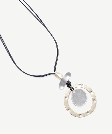  YARGICI Metal Uç Detaylı Uzun Kolye