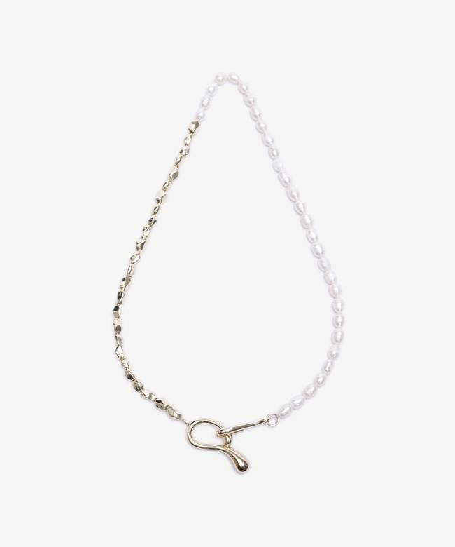  YARGICI İnci Detaylı Kolye