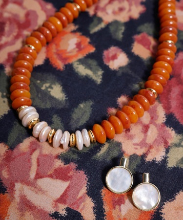  YARGICI İnci Detaylı Reçine Kolye