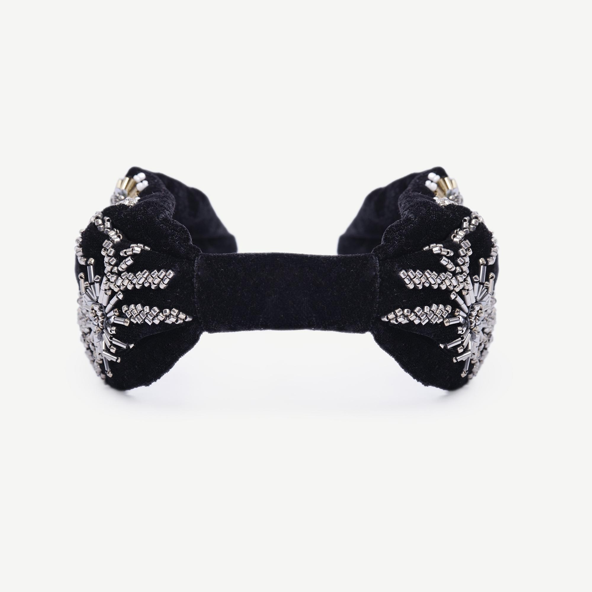 YARGICI Boncuk Detaylı Kadife Taç