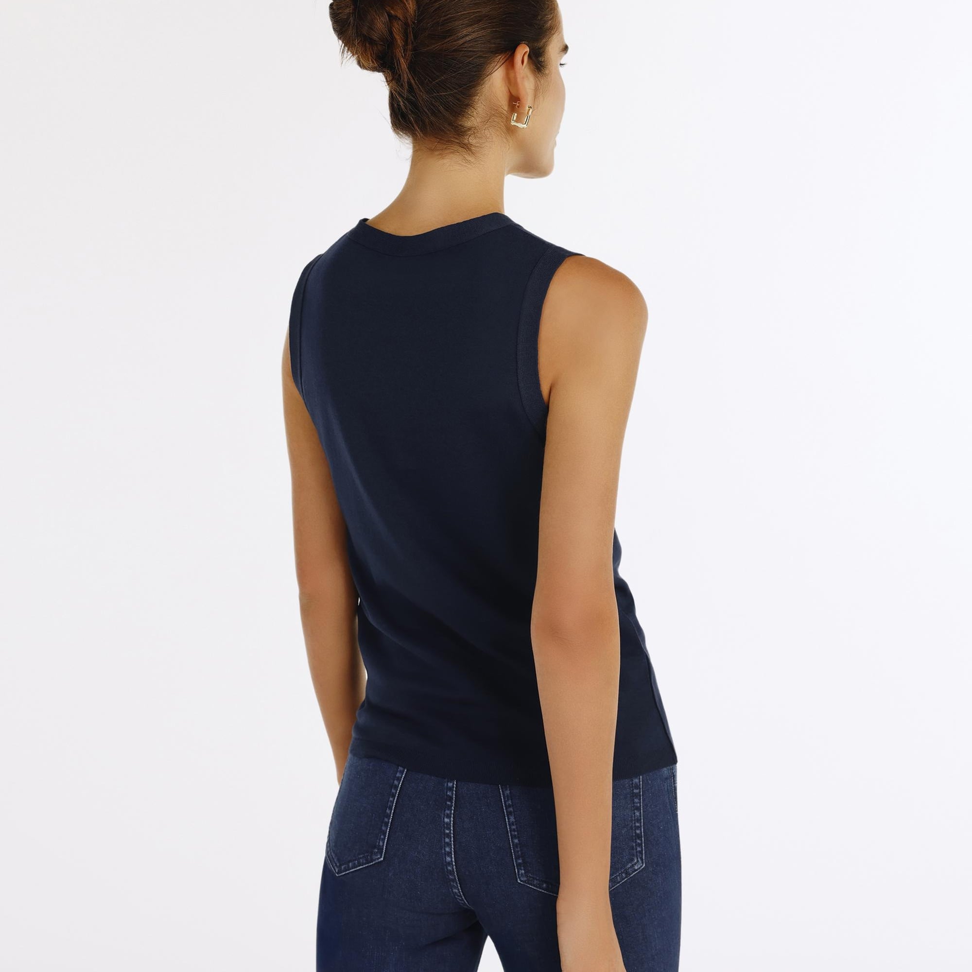 YARGICI V Yaka Önden Düğmeli Hırka