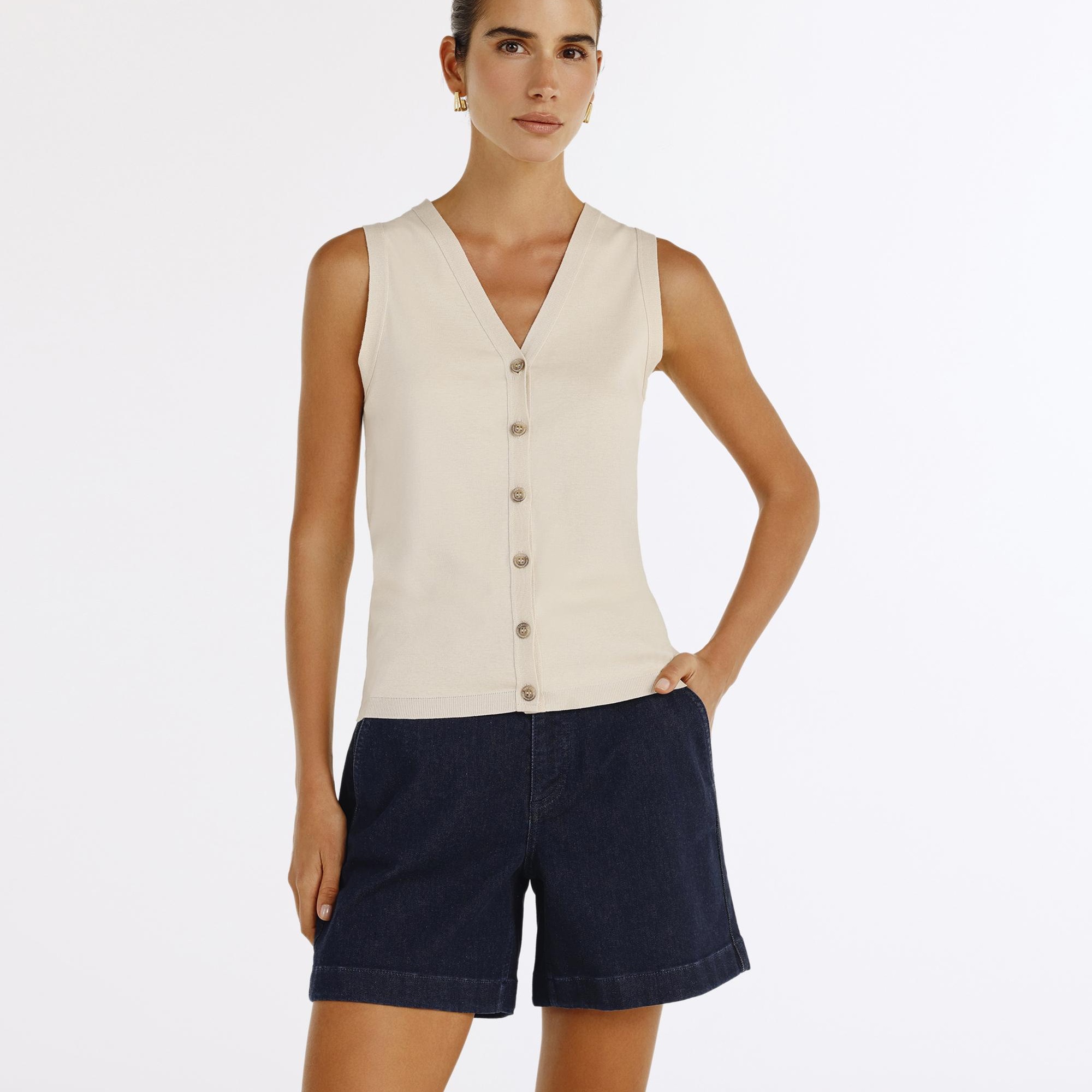 YARGICI V Yaka Önden Düğmeli Hırka