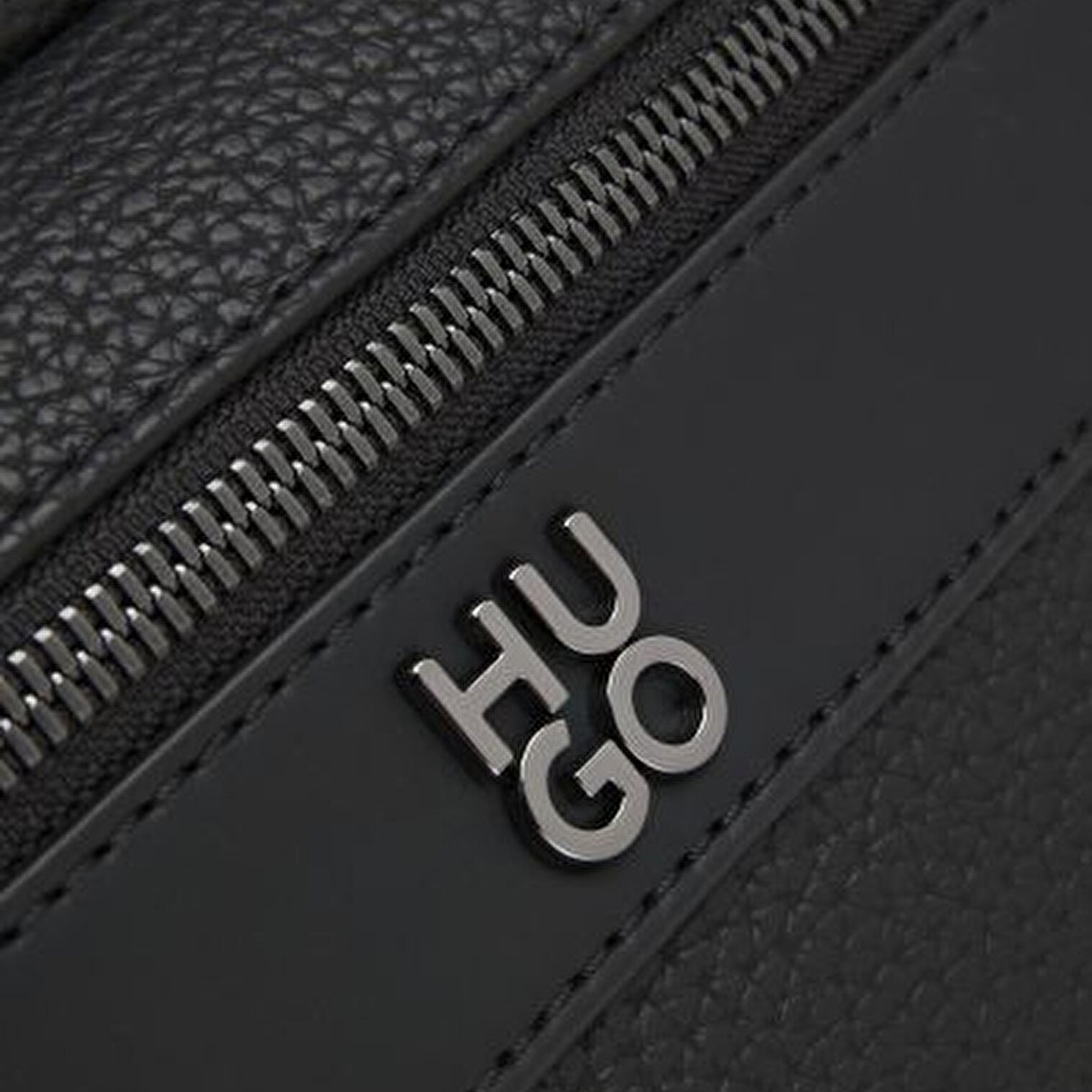 Hugo Quantic Erkek Siyah Çanta