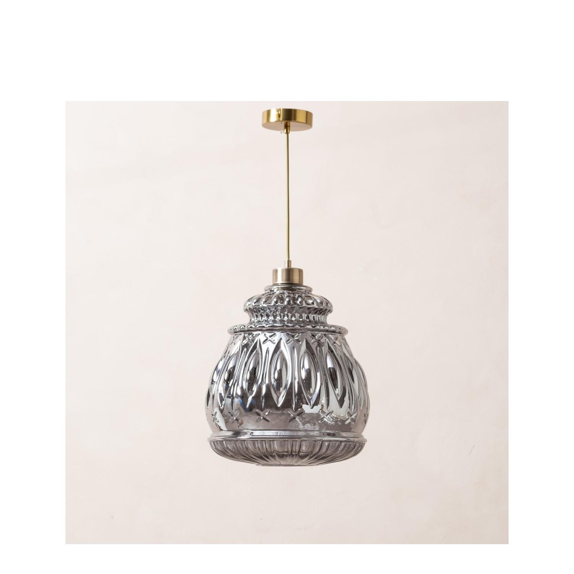 VERSAY II TEKLİ FÜME SARKIT