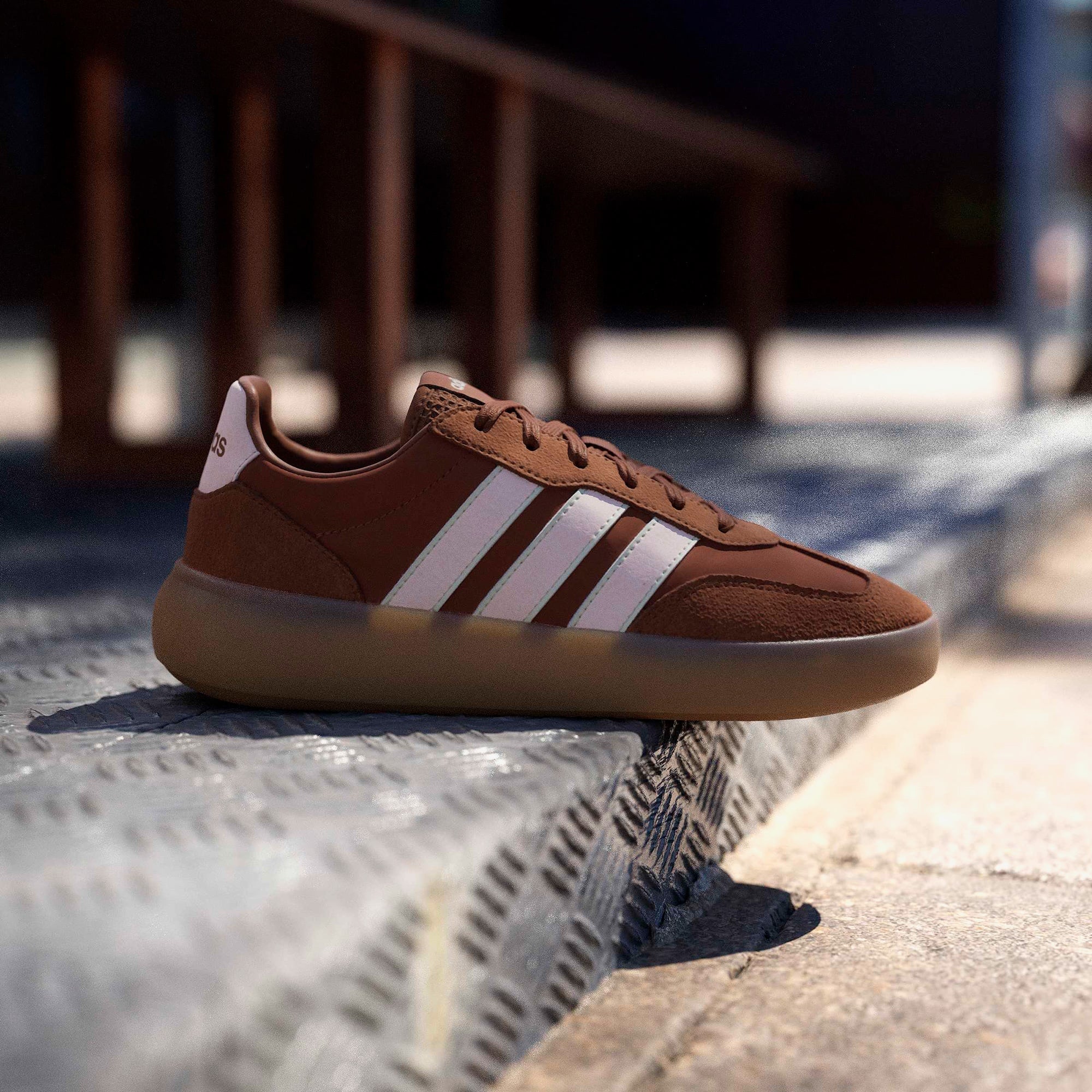 adidas Barreda Decode Kadın Kahverengi Spor Ayakkabı