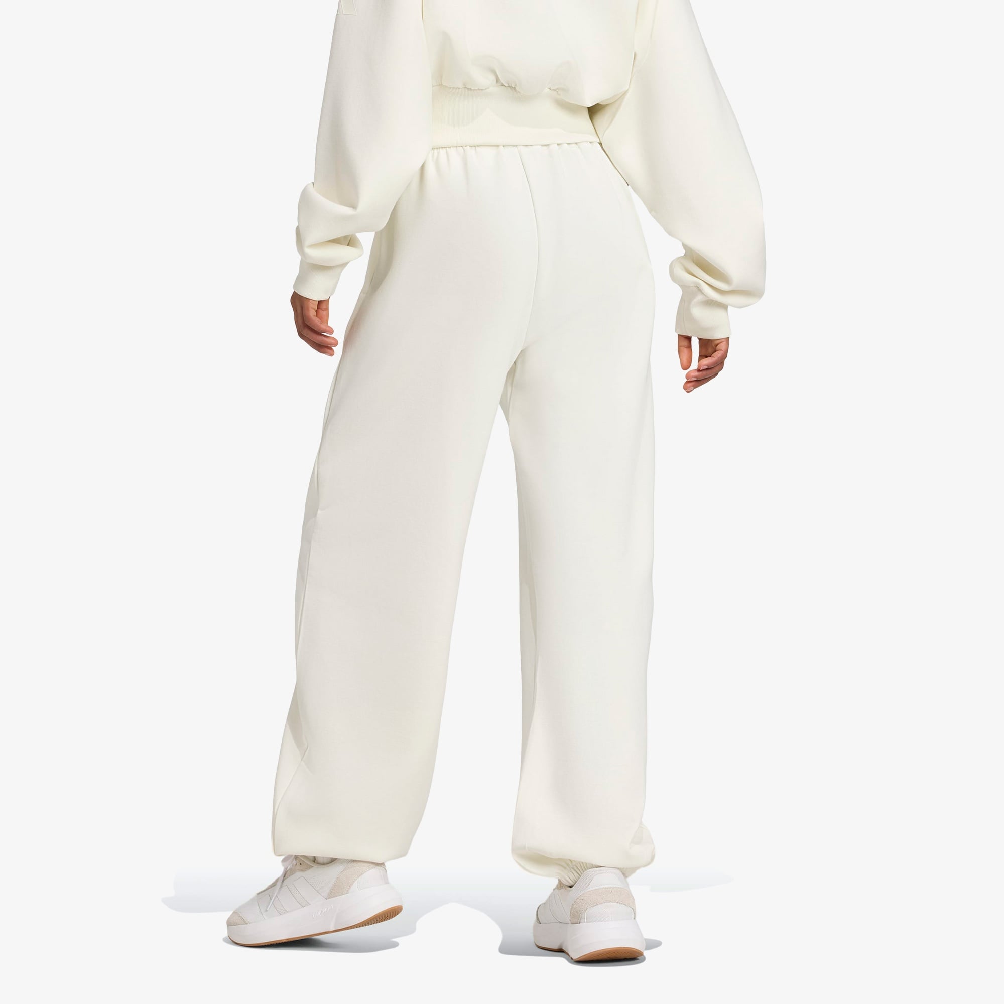 adidas Soft Lux Loose Kadın Beyaz Antrenman Eşofman Altı