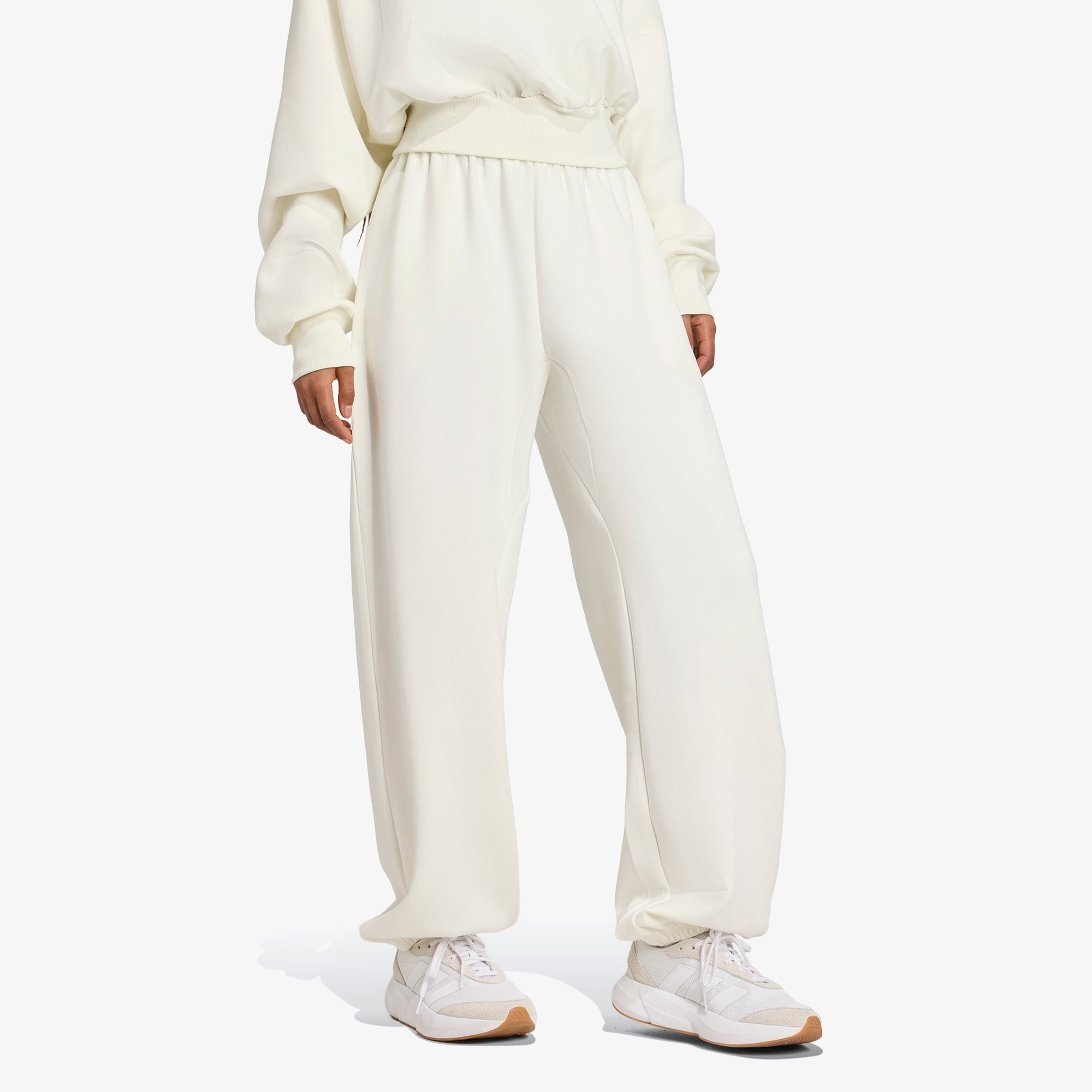 adidas Soft Lux Loose Kadın Beyaz Antrenman Eşofman Altı