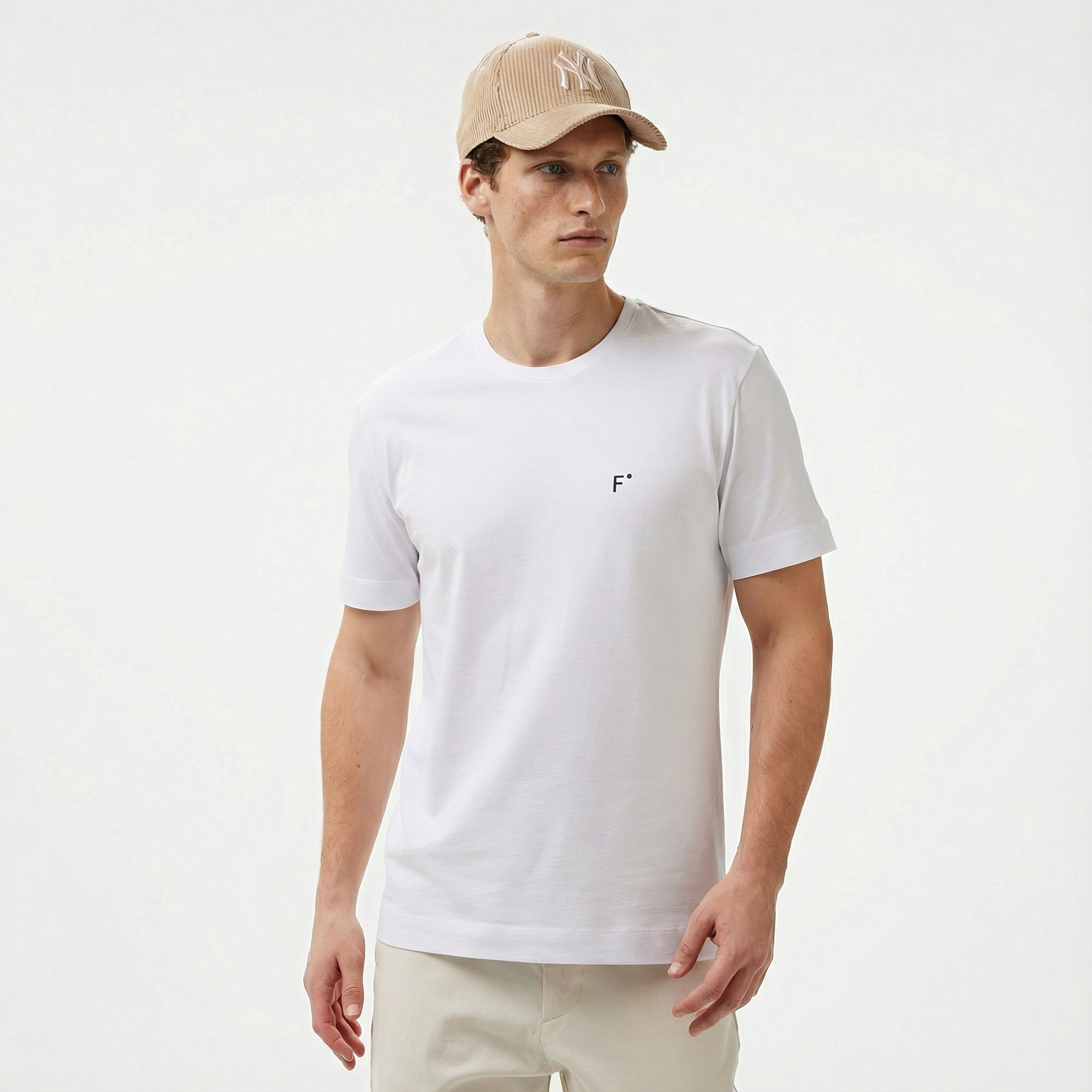 FashFed Unisex Beyaz T-Shirt