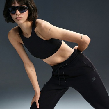  Nike Sportswear Tech Fleece Kadın Siyah Eşofman Altı