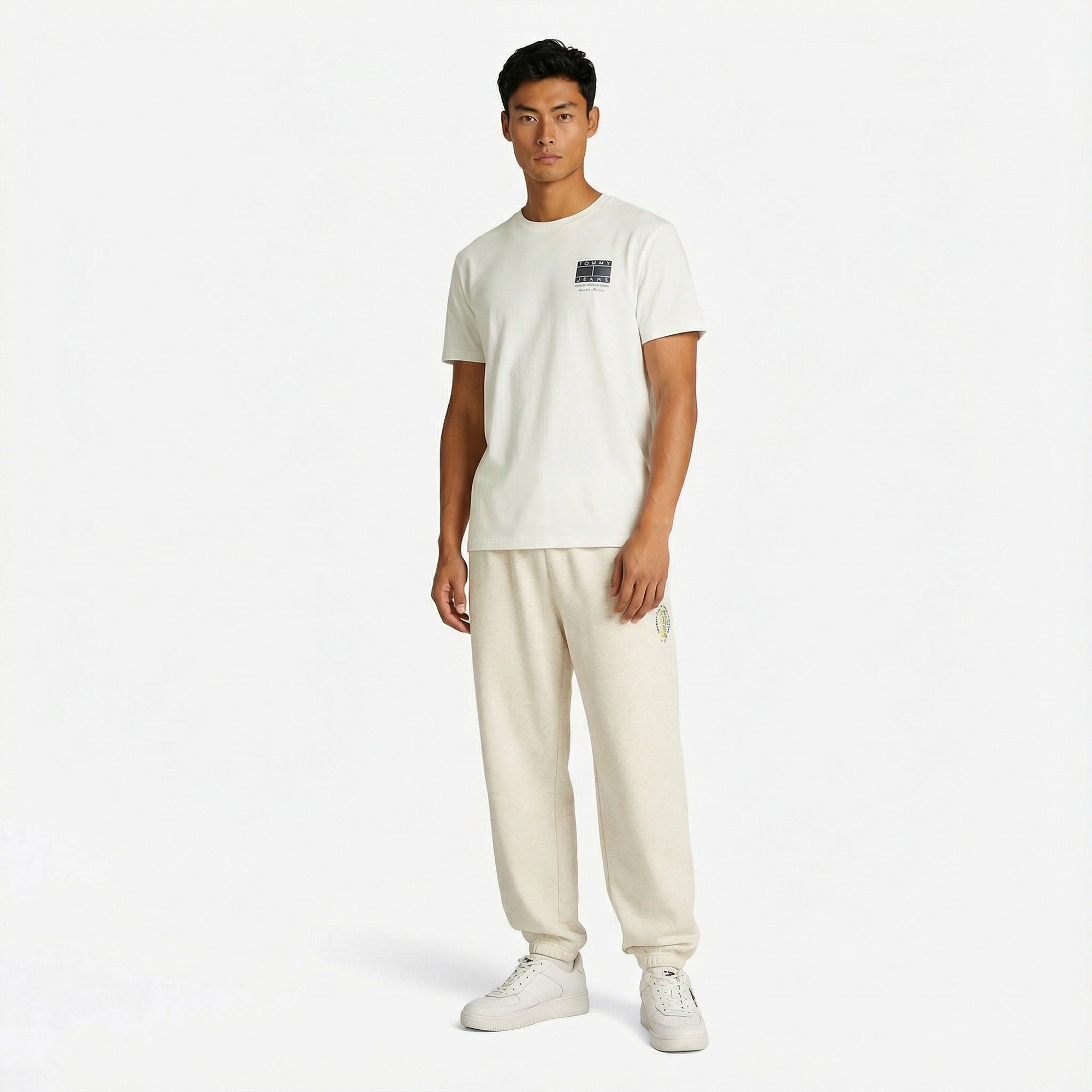 Tommy Jeans Graphic Ext Erkek Beyaz T-Shirt