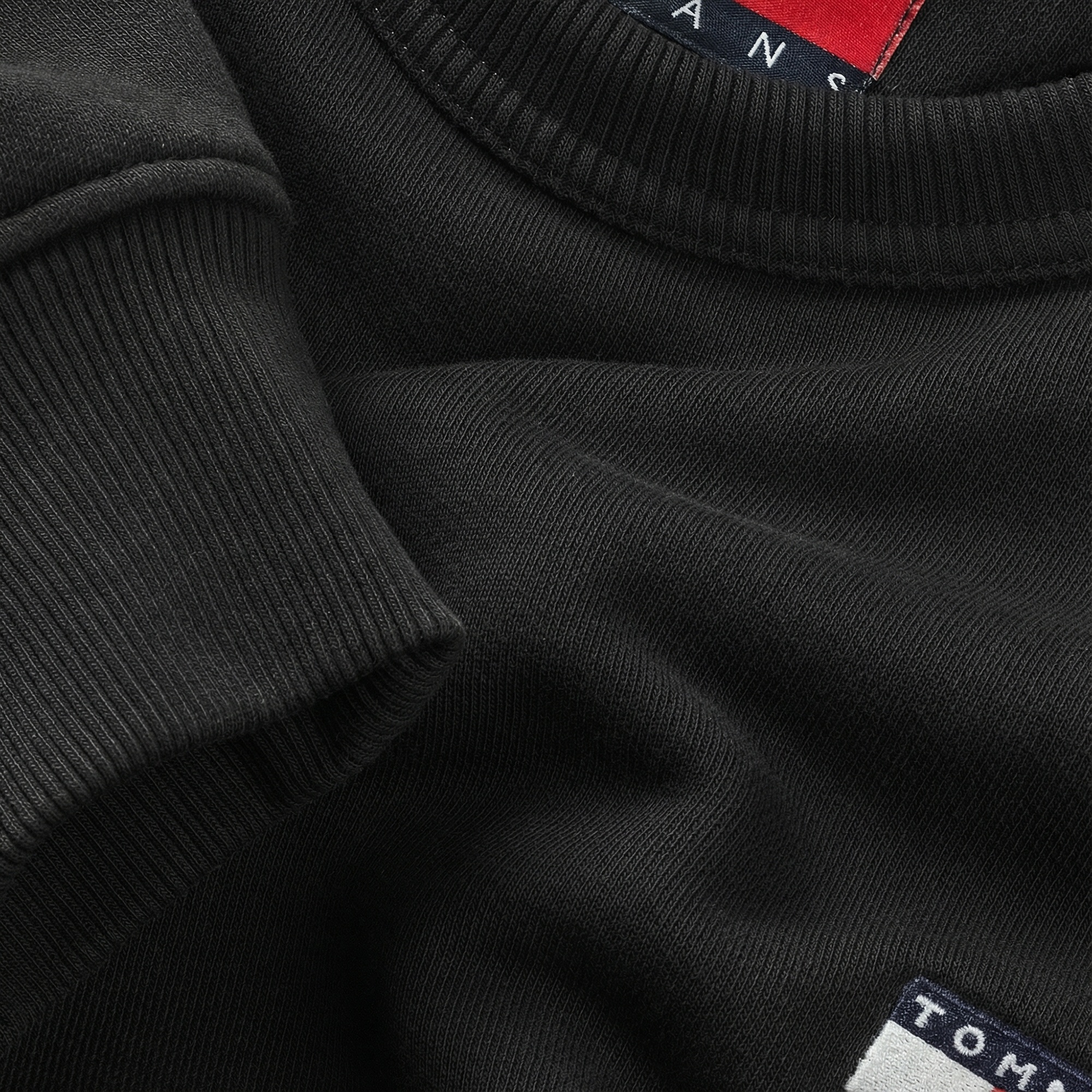 Tommy Jeans Bxy Badge Crew Kadın Siyah Sweatshirt