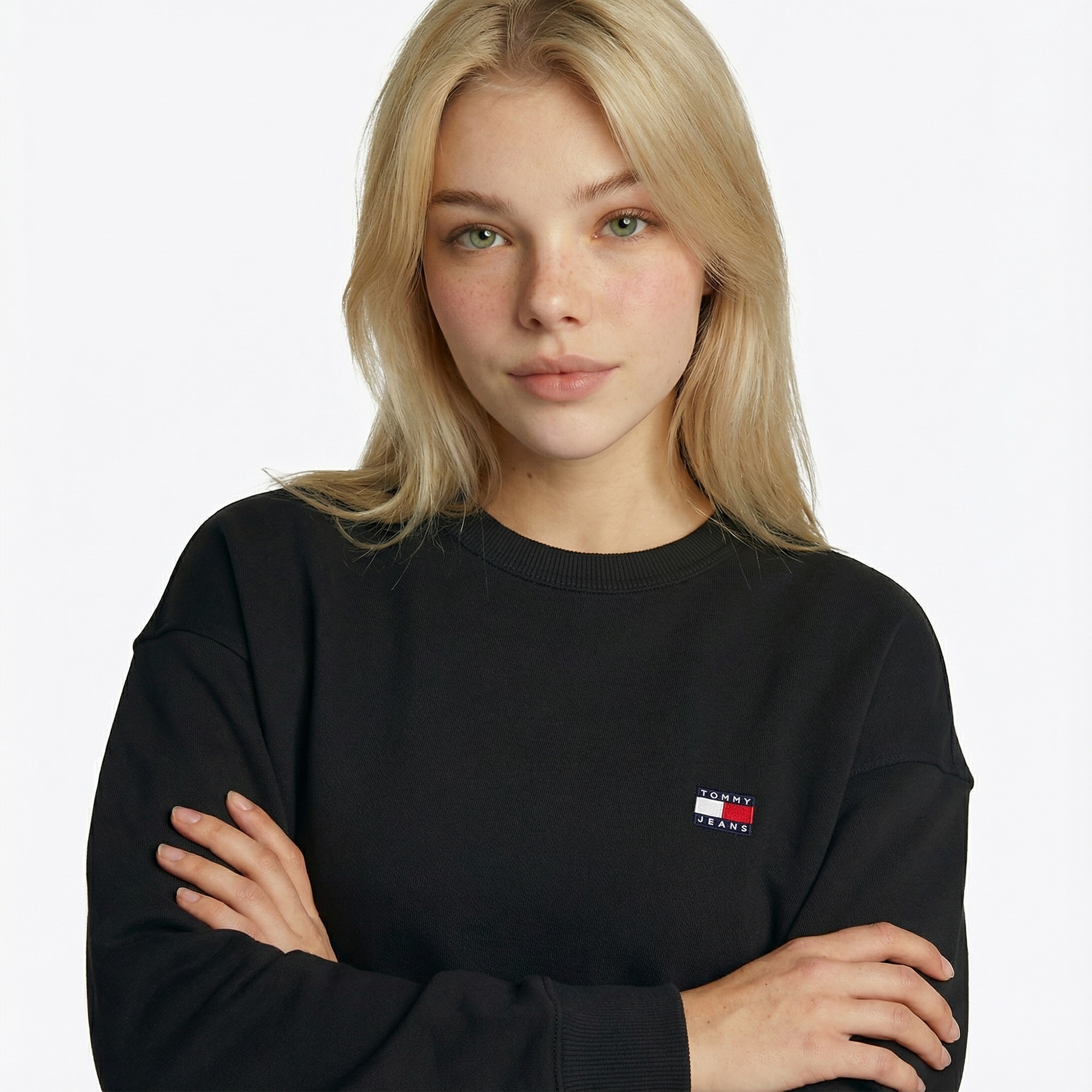 Tommy Jeans Bxy Badge Crew Kadın Siyah Sweatshirt