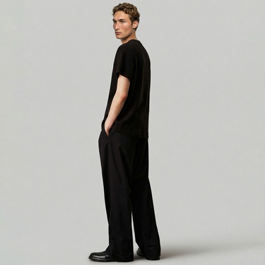  Calvin Klein Embossed Logo Erkek Siyah T-Shirt