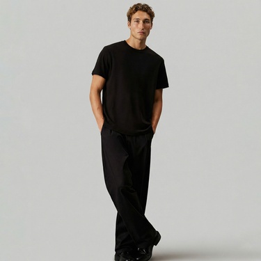  Calvin Klein Embossed Logo Erkek Siyah T-Shirt
