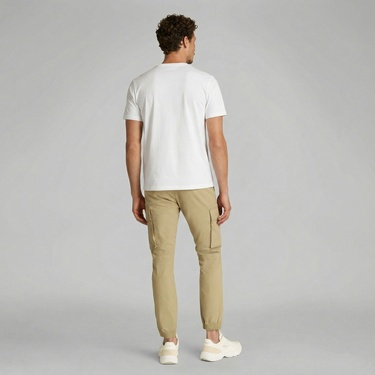  Calvin Klein Monologo Shift Erkek Beyaz T-Shirt