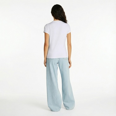  Calvin Klein Kadın Beyaz T-Shirt
