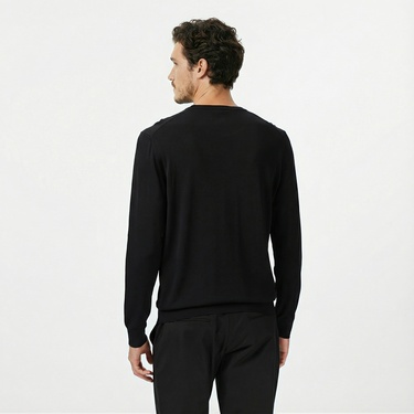  Guess Erkek Siyah Kazak