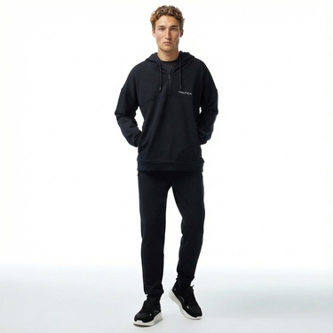  Nautica Erkek Siyah Standart Fit Sweatshirt