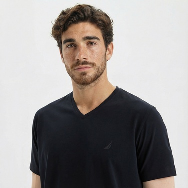  Nautica Erkek Siyah Standart Fit T-Shirt