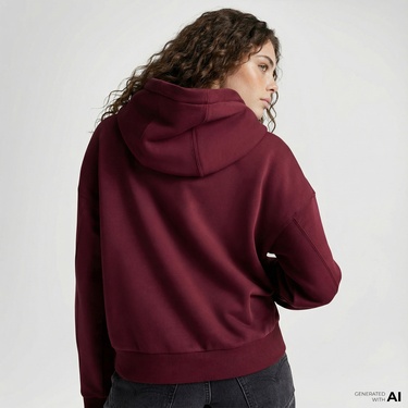  Converse Kadın Oversize Fit Bordo Hoodie