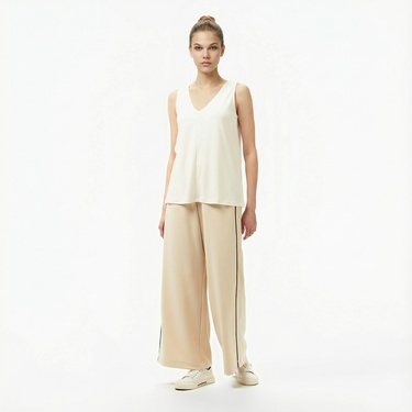  Nautica Kadın Krem Rengi Relaxed Fit T-Shirt