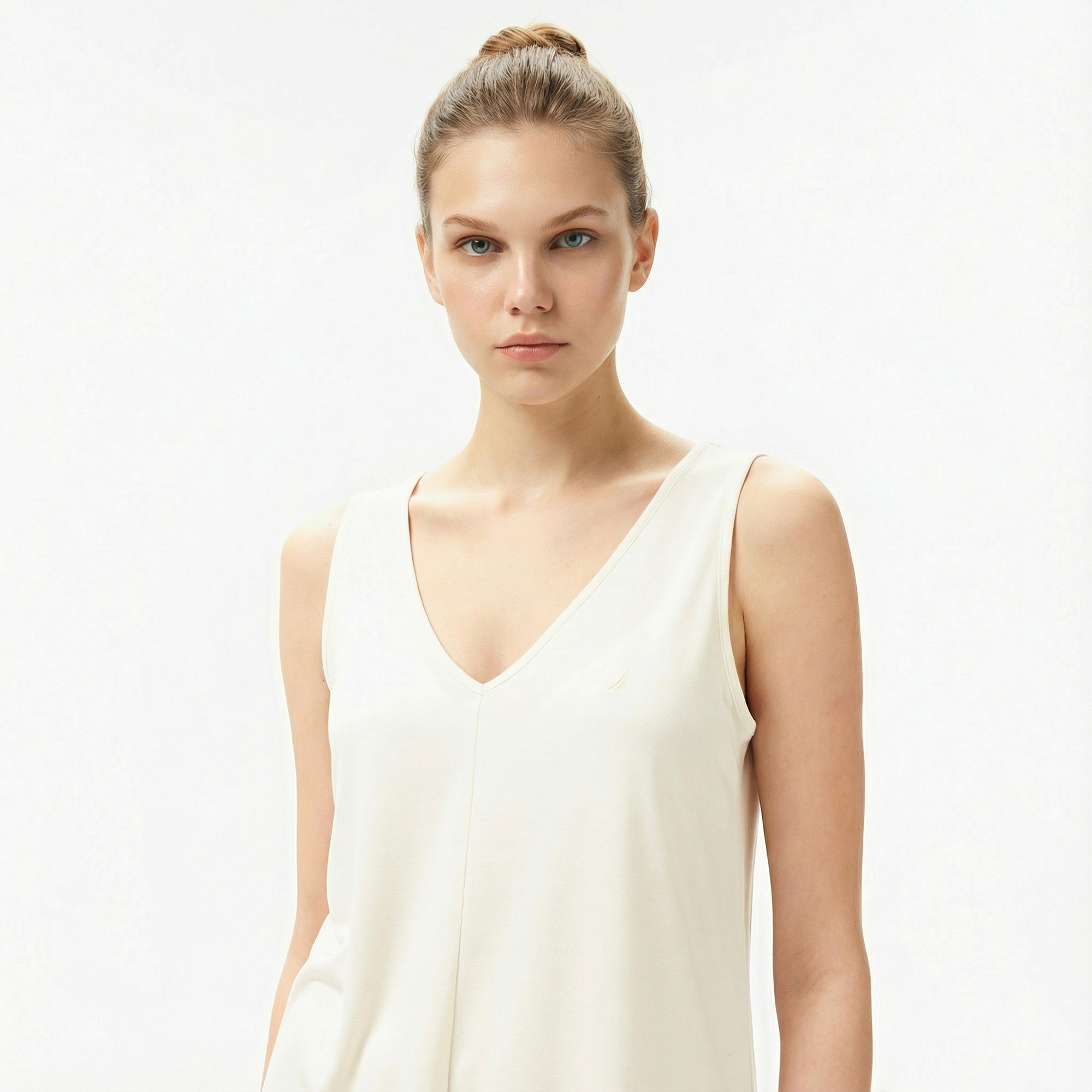  Nautica Kadın Krem Rengi Relaxed Fit T-Shirt