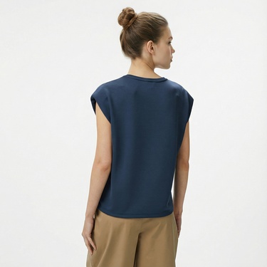  Nautica Kadın Lacivert Regular Fit T-Shirt