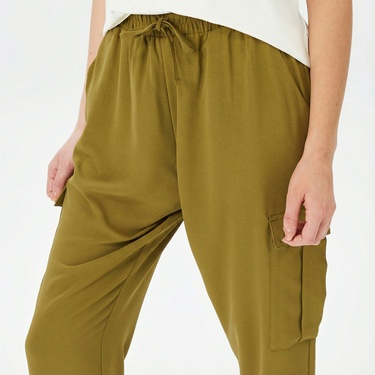  Nautica Kadın Yeşil Relaxed Fit Pantolon