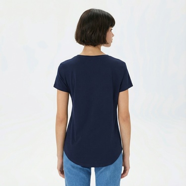  Nautica Kadın Lacivert Relaxed Fit T-Shirt