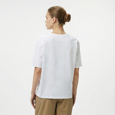  Nautica Kadın Beyaz Regular Fit Nakışlı T-Shirt