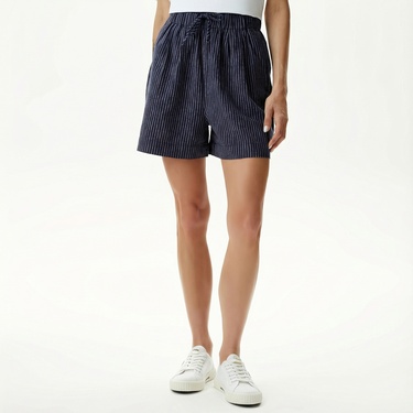  Nautica Kadın Lacivert Relaxed Fit Çizgili Şort