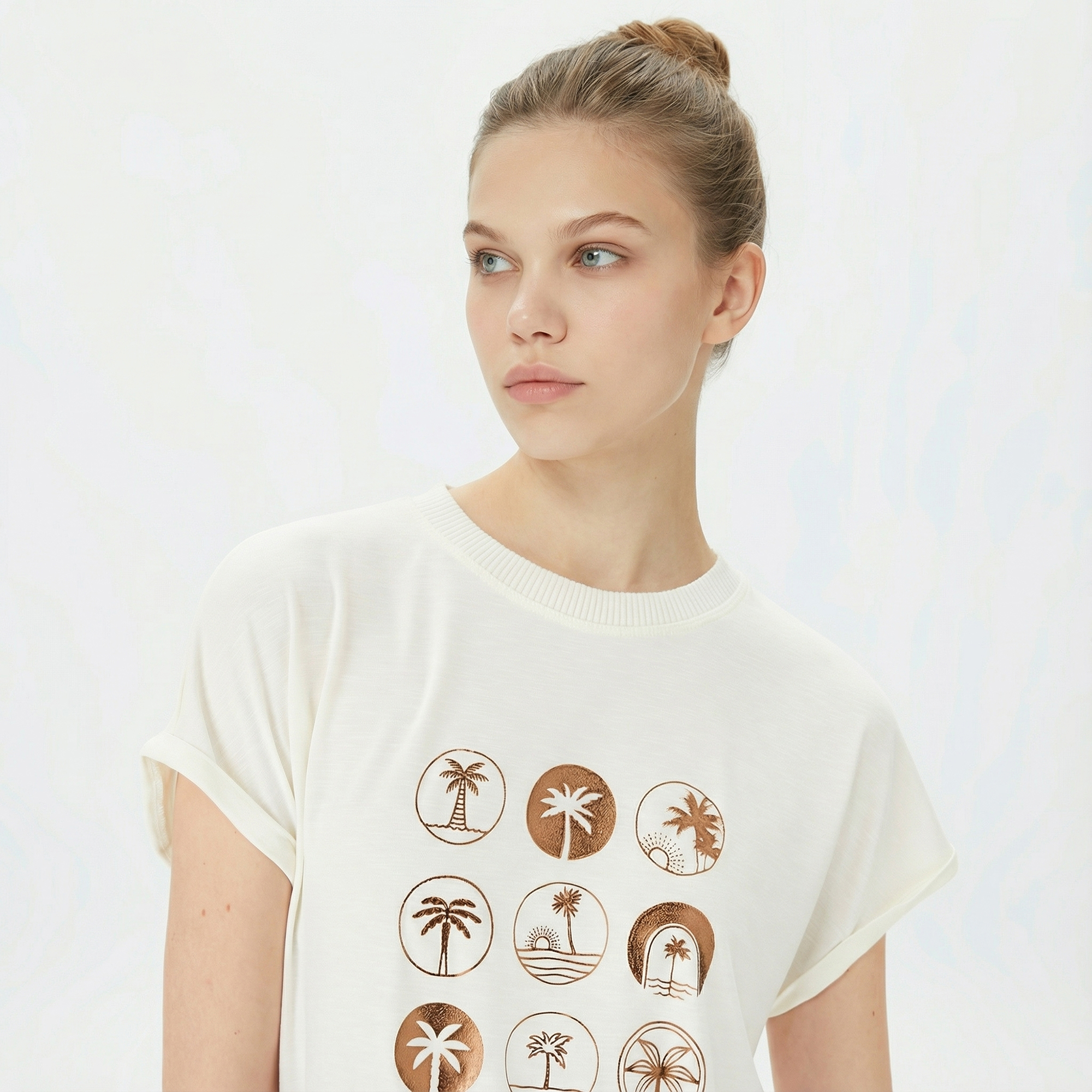  Nautica Kadın Beyaz Relaxed Fit T-Shirt