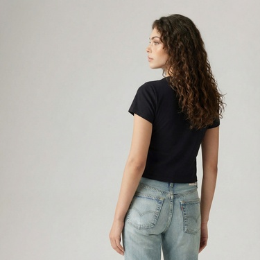  Levi's Essential Sporty  Kadın Siyah T-Shirt