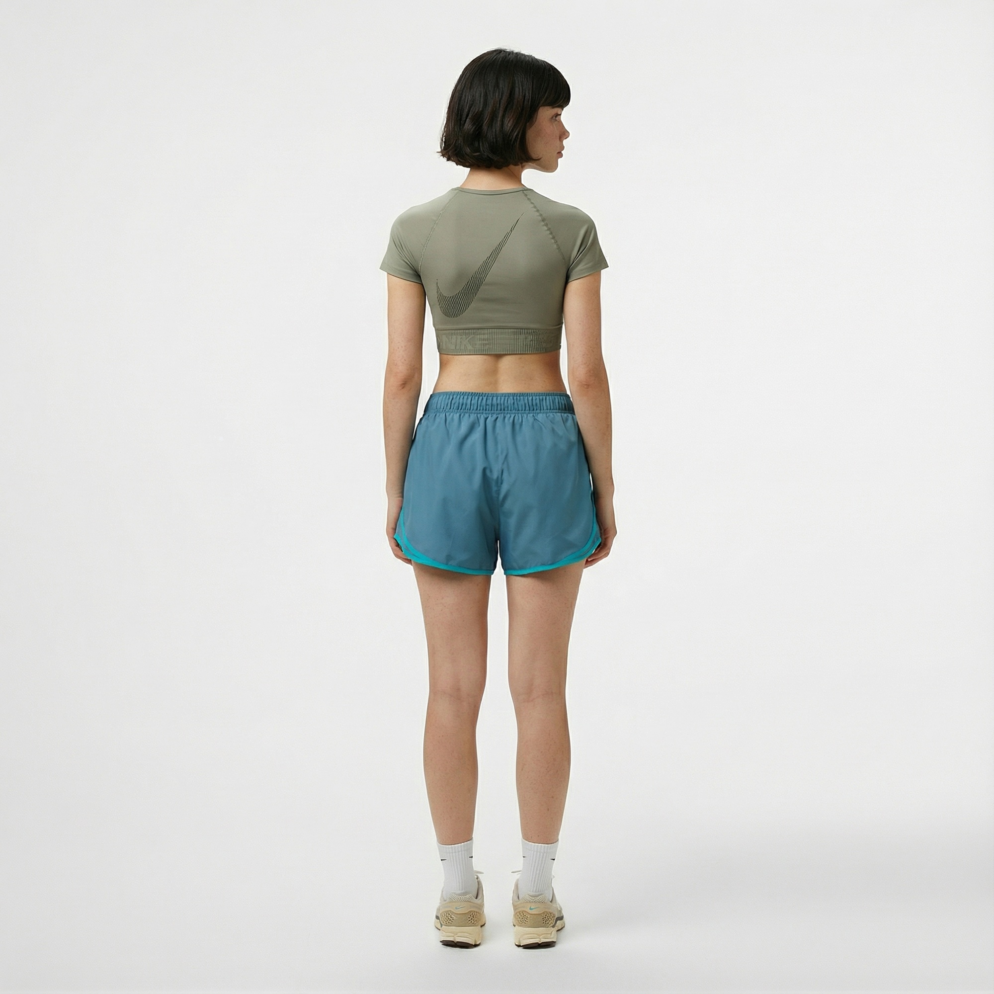 Nike Tempo Dri-Fit 8 cm Kadın Mavi Şort