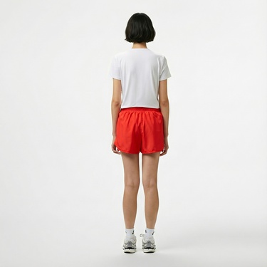  Nike Tempo Dri-Fit 8 cm Kadın Kırmızı Şort